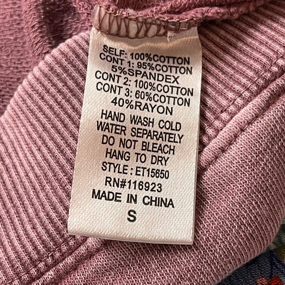 Easel Patchwork Mineral Wash Lightweight Knit Top - Picture 16 of 16